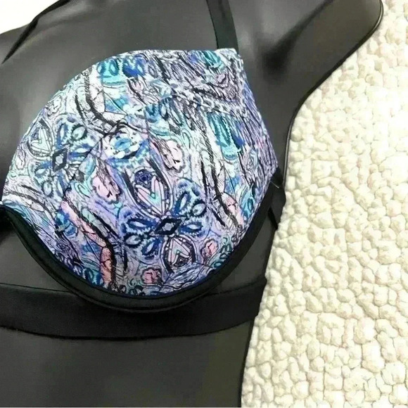 Victoria's Secret Hottie Halter Geometric Padded Double Strap Bikini Top Size34D - Picture 4 of 12